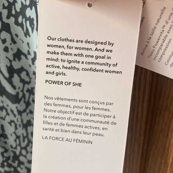 Athleta Salutation Stash Pocket II Printed Tight Legging 7/8 Women’s Sz S Petite - Picture 4 of 10